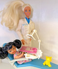 Vintage 1997 Dentist Barbie Doll   Kelly Patient Dental Chair Accessories 17255