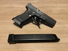 We Tech Glock 17 Gen 3 Gbb Airsoft Pistol