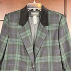 Vtg Wool Blend Petite Blazer Women s 10 Green Blue Plaid Black Velvet Collar