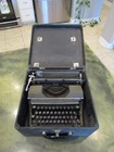 Vintage 1930 s Beautiful Underwood Champion Typewriter Orig Case Great Condition