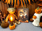 Adorable Retro Vintage Old Modern Primitive Style Halloween Costume Cats Sign
