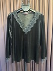 Vince Camuto Women s Velvet Lace-trim Long-sleeve Top Size Small