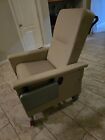 Champion Recliner 54 Model   T09 Natural