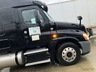 1 Semi Truck Freightliner Cascadia 2019 281 617 Miles