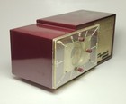 Bakelite Vintage Capeheart Deluxe 6  Clock Radio - Model Tc-62 - Read 