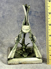 Antique Pairpoint Rifles 5 5  Paperweight - Figural Silver  2429