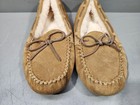 Ugg 5296 Dakota Women s Moccasin Slipper Chestnut Suede Fur Lined Size 6  clean 
