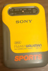 Vintage Sony Fm  Am Walkman Sports Model  Srf-85 Belt Clip Earbuds Used Works