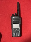Motorola Xpr7550 403-512 Mhz Uhf Two Way Digital Radio With Mic And Charger