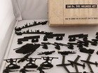 Vintage Comic Book 103 Pcs Lucky Products Toy Soldier Set   Box