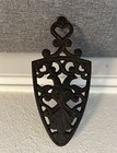 Vintage Antique Cast Iron Trivet Spoon Rest Love Birds Rustic Primitive