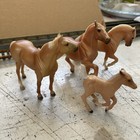 Breyer Horses Vintage 1970s Lot Of 4  Thoroughbreds  Ponys  Mini  All Stand Tall