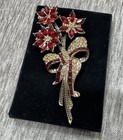 Avon Brooch Pin Annual 2013 Poinsettia Flower Bouquet Christmas Red Rhinestone
