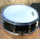 Pearl Custom Classic 90 s Solid Shell Maple Snare  Piano Black