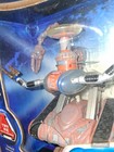 Lost In Space Battle Ravaged Robot Action Figure Trendmasters 1997 -nib Works 