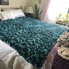 Chunky Hand-knit Blanket size-king  bernat Blanket Big Yarnspirations  teal-mix