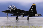 Hobby Master 1 72 T-38a Talon Usaf 1st Og  7th Fts Screamin Demons  62-3702