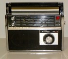 Vintage Wards Airline 17 Transistor Ac dc 6-band Radio   Model Gen 1479a   Works