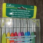 Clover Amour Crochet Hook Set 10-piece Soft Grip Assorted Sizes 3672