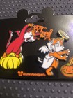 Disney Disneyland Paris Dlp Dlrp Halloween Chip   Dale Devil   Angel 2 Pin Set