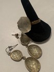 Unique Vintage Lucite Rock Goldtone Cocktail Ring Confetti Earrings Set