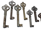 Lot 10 Vintage Old Skeleton Keys Barrel Clover Bow Head Patina Steampunk Metal