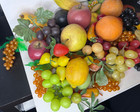 Large Lot Of 50 Pieces Vtg 1960s 1970s Mcm Fake Artificial Plastic Fruit Decor