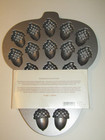Nordic Ware Usa Cast Aluminum Acorn Cakelet Pan 2 Cup Capacity 18 Cavities
