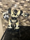 2004 Sharper Image Wowwee Black   White 14  Robosapien Robot No Remote Working