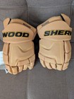 Sherwood Connor Bedard Chicago Blackhawks Winter Classic Gloves Team Issued Pro 