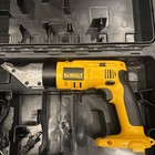 Dewalt Dw941 Cordless Swivel Head Shears  Charger  Case