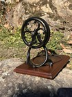 Vintage Antique Wilcox Willcox   Gibbs Cast Iron Hand Crank On Wooden Base