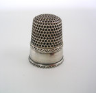 Waite  Thresher Co   Antique Sterling Silver Thimble Double Wave  Scroll  Size 7