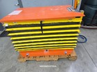 Knight Pneumatic Lift Table W  Hand Control  3000lb Capacity 12 -31  Lift Height
