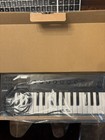Native Instruments Komplete Kontrol M32 2019 - Black