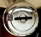 Vintage Eveready Chrome Locking Cake Carrier 13  Made In Usa