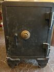 Rare Antique 1880s Yale   Towne Safe     Fully Functional With Combination