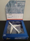 Set Of 2 Gemini Jets 1 400 United Airlines  tulip  747-400   777-200