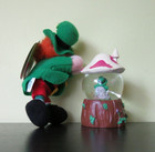 Ireland Leprechaun Snow Globe And Plush Clip-on Nwt