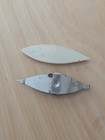 Two Vintage Tatting Shuttles   one Plastic One Metal With Bobbin 