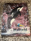 Seaworld Adventure Park Souvenir Booklet   4 Shamu Photos - Seaworld Ephemera