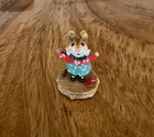Retired Wee Forest Folk    string Of Hearts     m-221  Vintage 1997  mint  W box