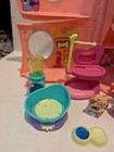 Authentic Littlest Pet Shop Cozy Care Adoption Center Playset  1012 1013 Dogs