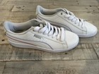 Nwot Puma Vikky V2 Women s Size 9