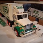 1987 Hess Toy Semi Truck   Trailer Bank With Original Barrels And Box   