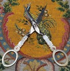 Antique French Palais Royal Mother Of Pearl Sewing Or Embroidery Scissors  18k G