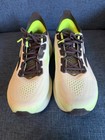 Brooks Glycerin 23 Men s Running Shoes Size 13 D  White  Great Condition  