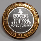 4 Queens Hotel   Casino Las Vegas  Nv  10 Silver Ctr  Gaming Token - Wine
