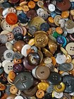Vintage Granger Rough Cut Tin Of Vintage Buttons B5