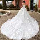 Luxury Ball Gown Wedding Dresses Sweetheart Lace Applique Princess Bridal Gowns